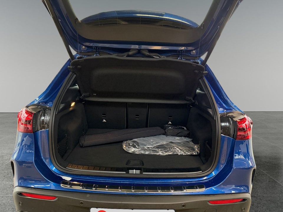 Mercedes EQA250+ AMG Advance 5d