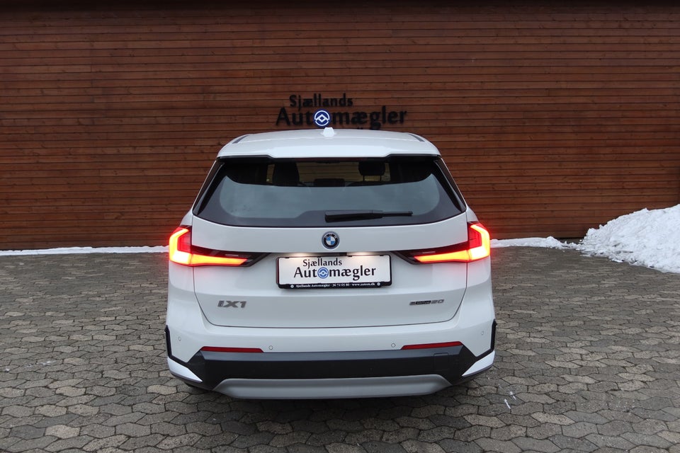 BMW iX1 eDrive20 X-Line 5d
