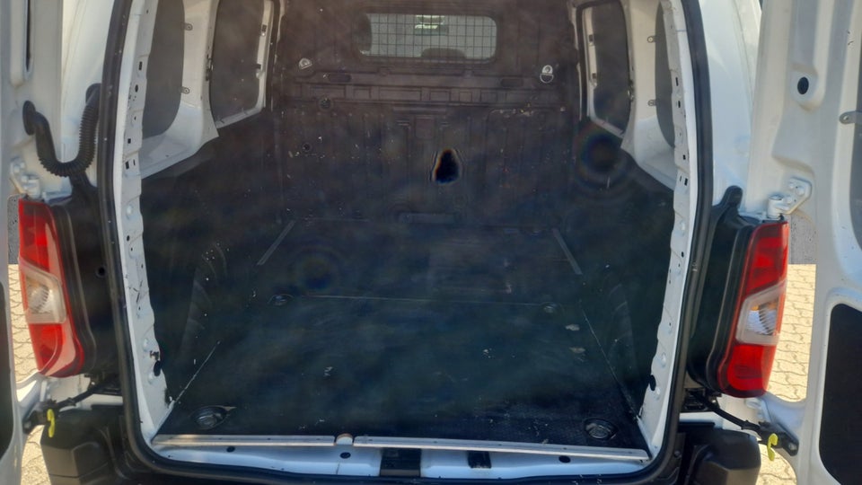 Peugeot Partner 1,5 BlueHDi 100 L1V1 Plus Van