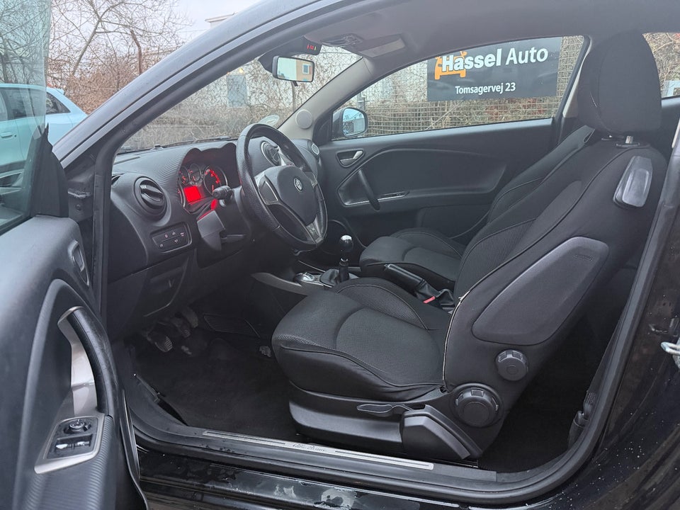 Alfa Romeo MiTo 1,3 JTD 95 Distinctive 3d