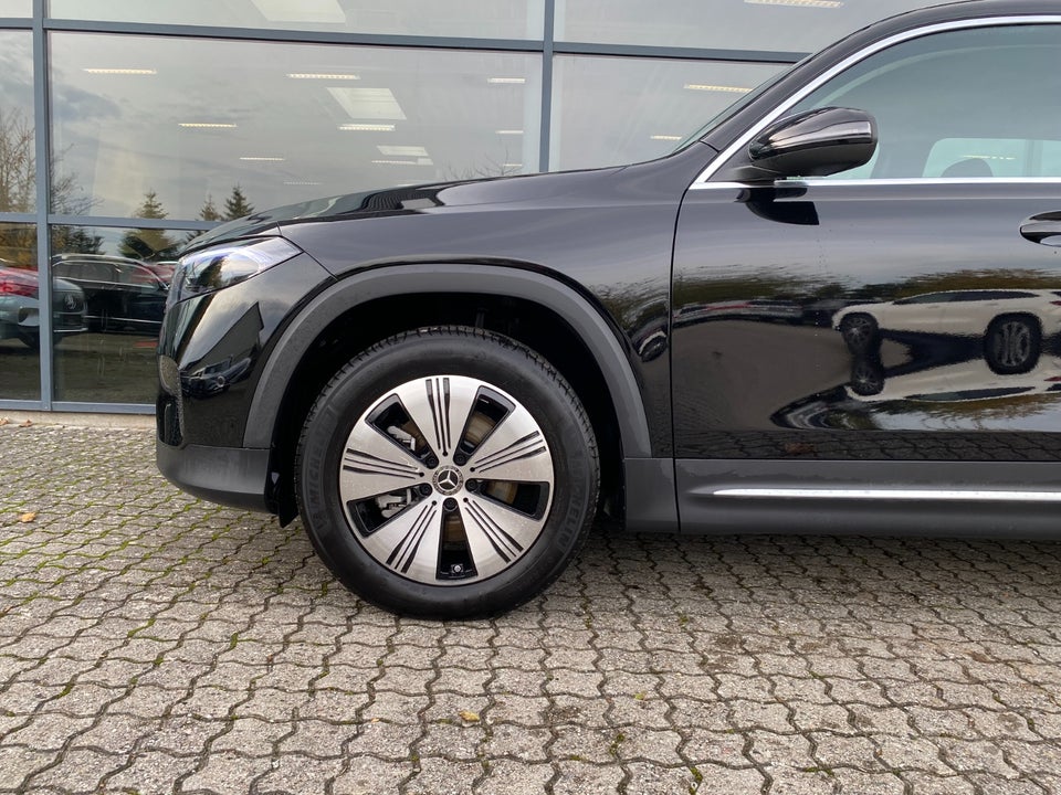 Mercedes EQB250+ Progressive 5d