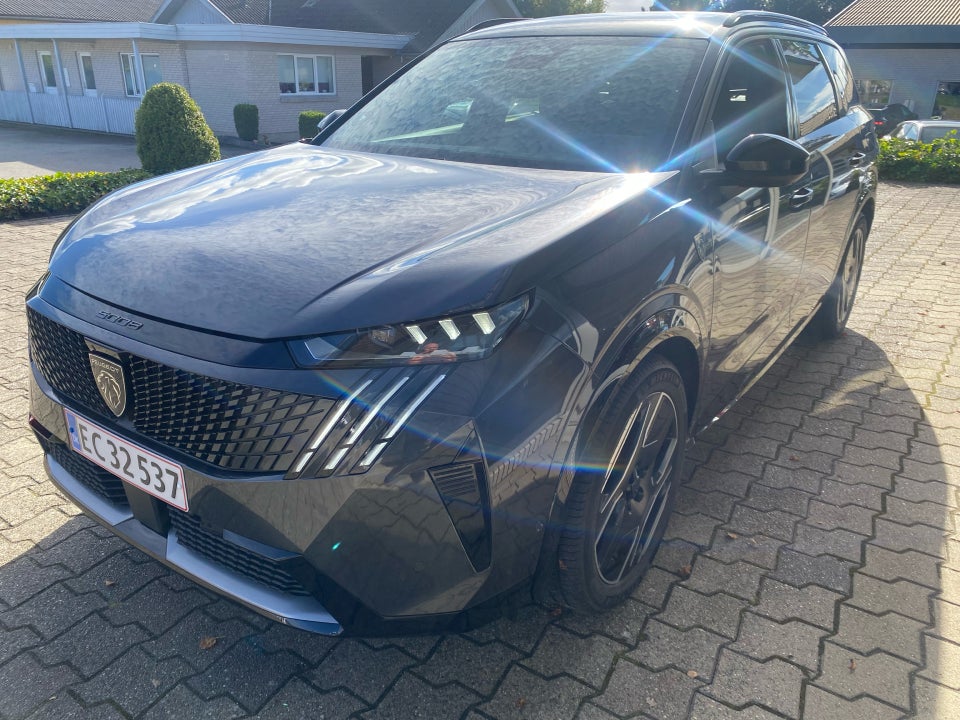 Peugeot e-5008 77 GT Pack 7prs 5d