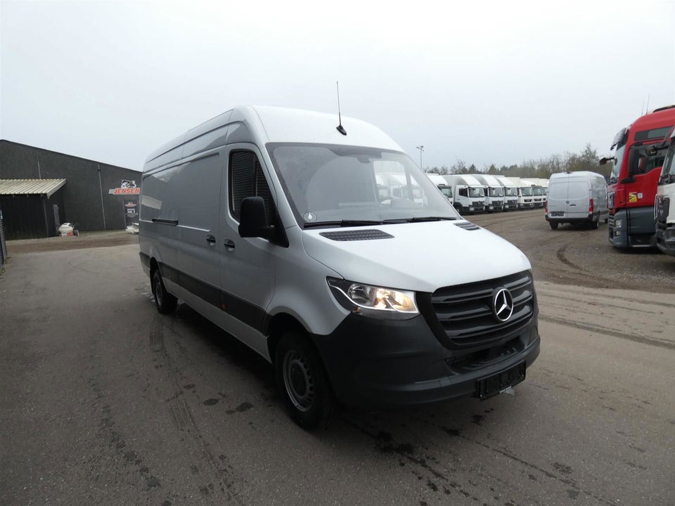 Mercedes Sprinter 317 2,0 CDi A3 Kassevogn aut. RWD