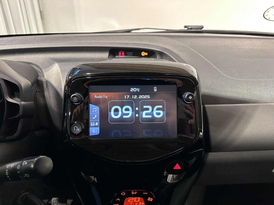 Peugeot 108 1,0 e-VTi 72 Allure+ 5d