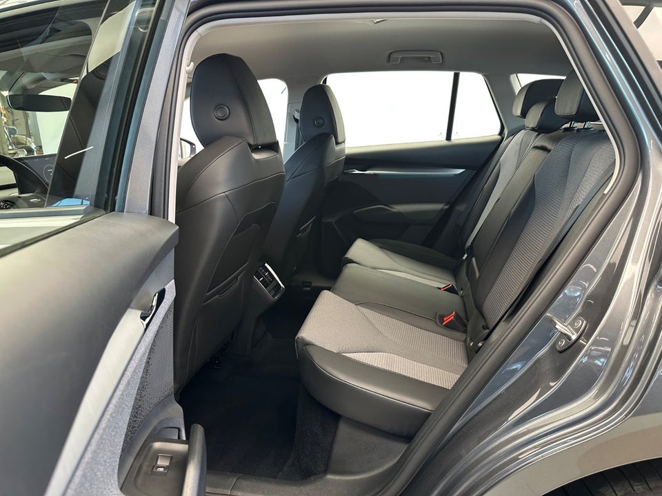 Skoda Enyaq 50 iV 5d