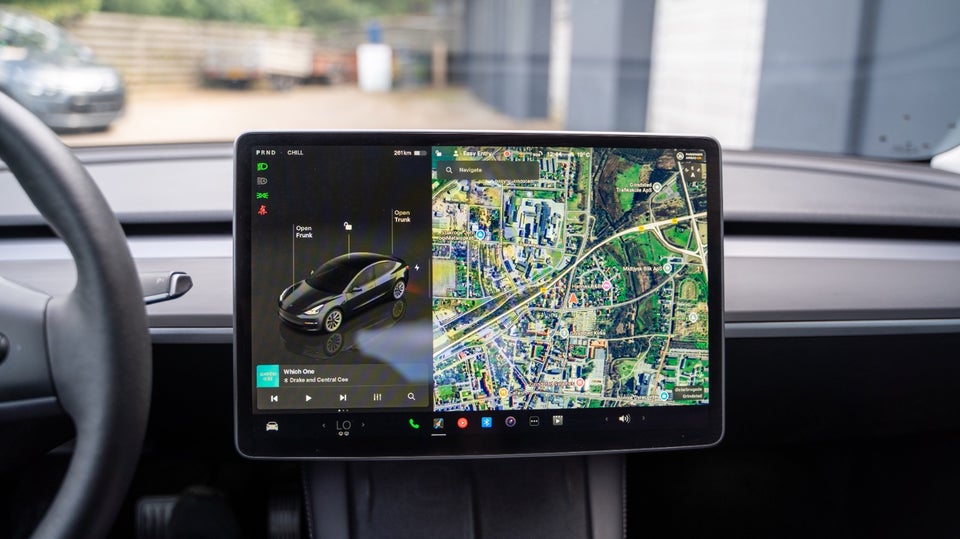 Tesla Model 3 Long Range AWD 4d