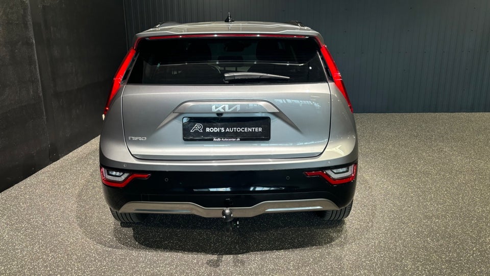 Kia Niro 64 EV Prestige 5d