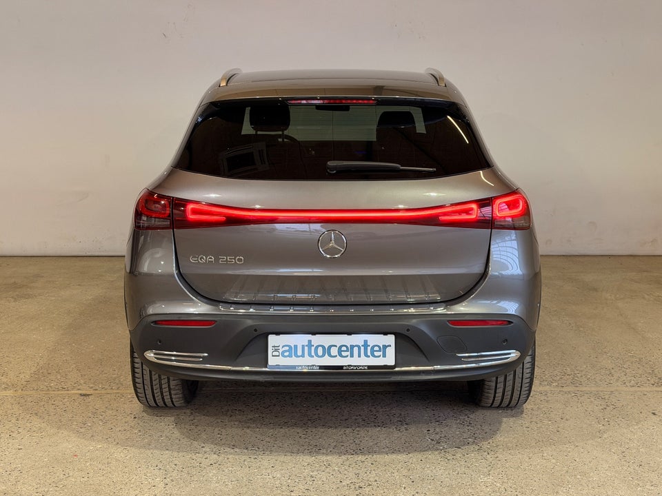 Mercedes EQA250 Progressive 5d
