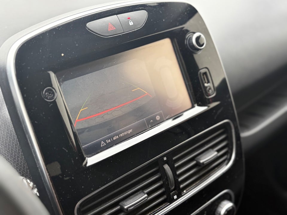Renault Clio IV 0,9 TCe 90 Limited Sport Tourer 5d