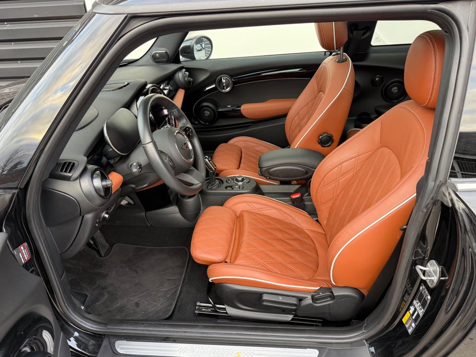 MINI Cooper SE Classic Trim 3d