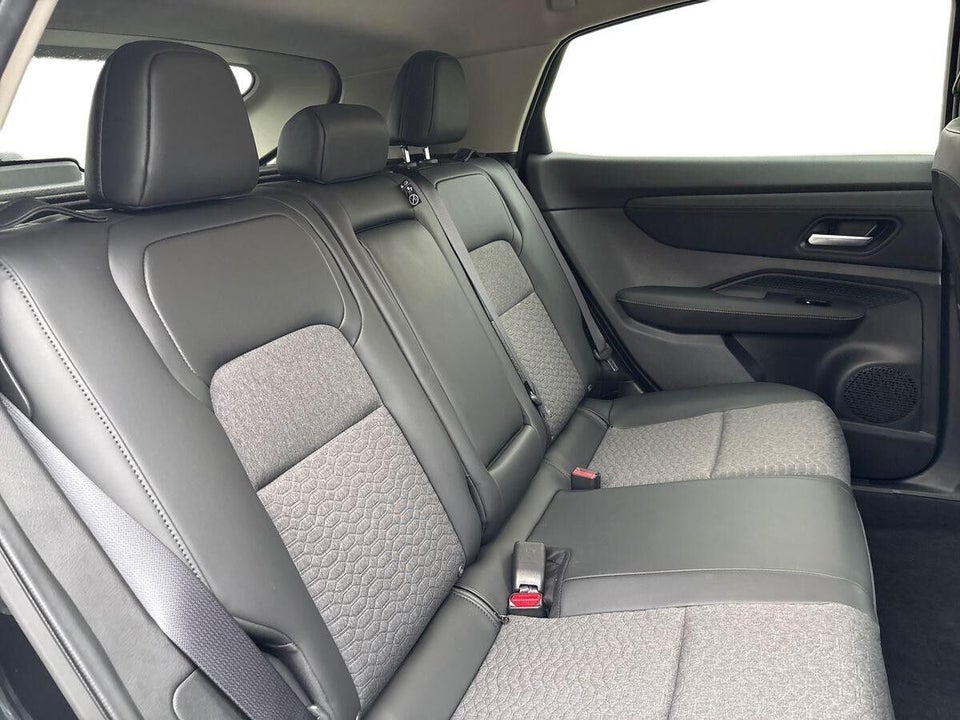 Nissan Ariya 87 Advance 5d