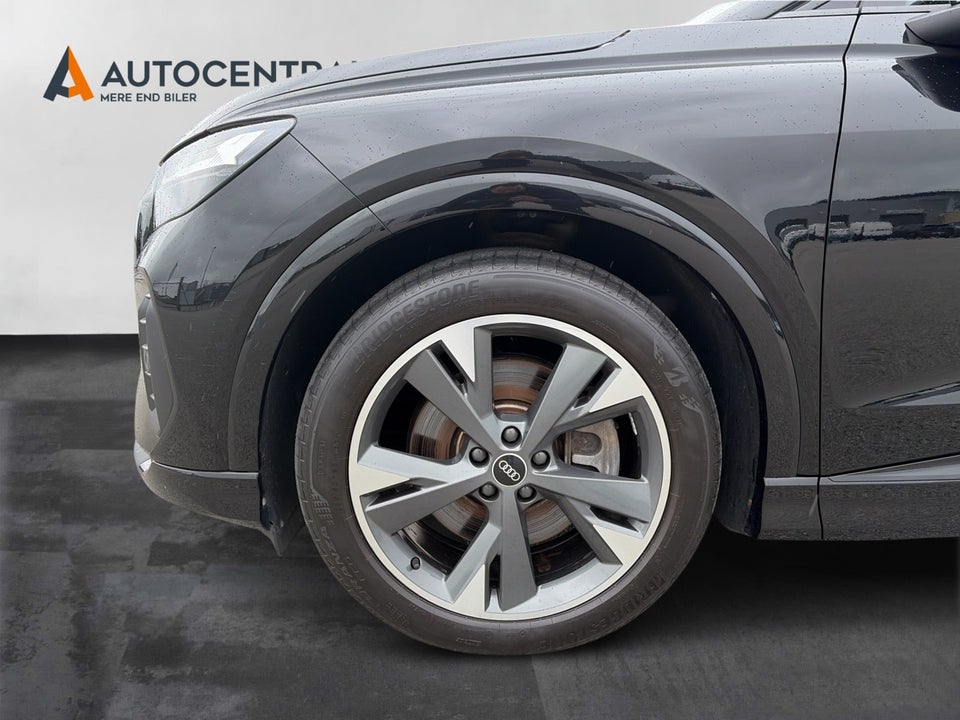 Audi Q4 e-tron 40 Attitude 5d