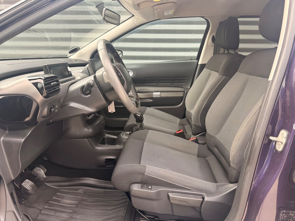 Citroën C4 Cactus 1,6 BlueHDi 100 Feel Van 5d