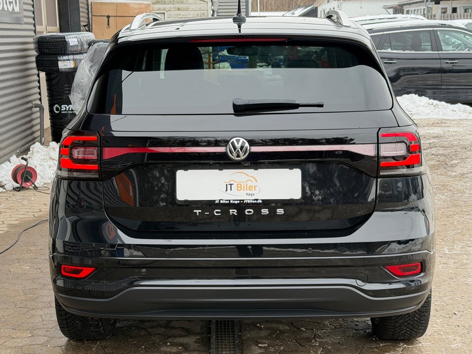 VW T-Cross 1,0 TSi 115 R-line 5d