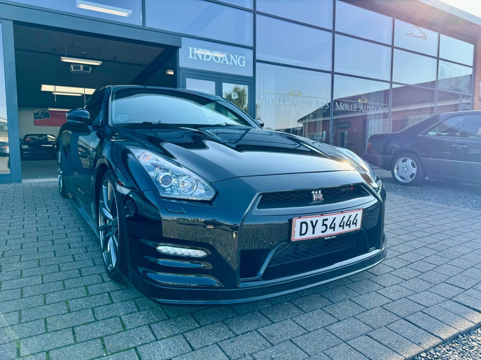 Nissan GT-R 3,8 V6 Black Edition aut. 2d