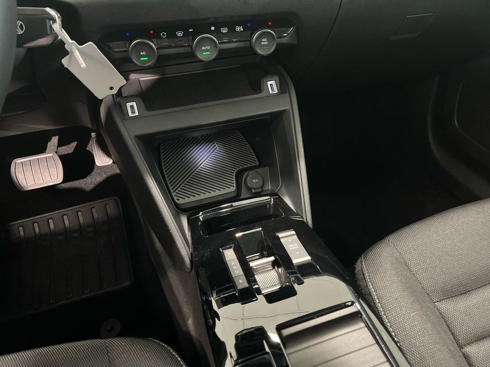Citroën ë-C4 X 50 Plus 4d