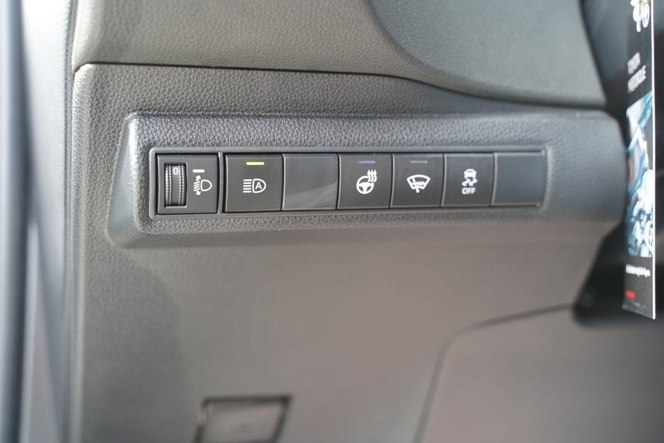 Toyota Corolla 1,8 Hybrid Premium Smart Design MDS 5d