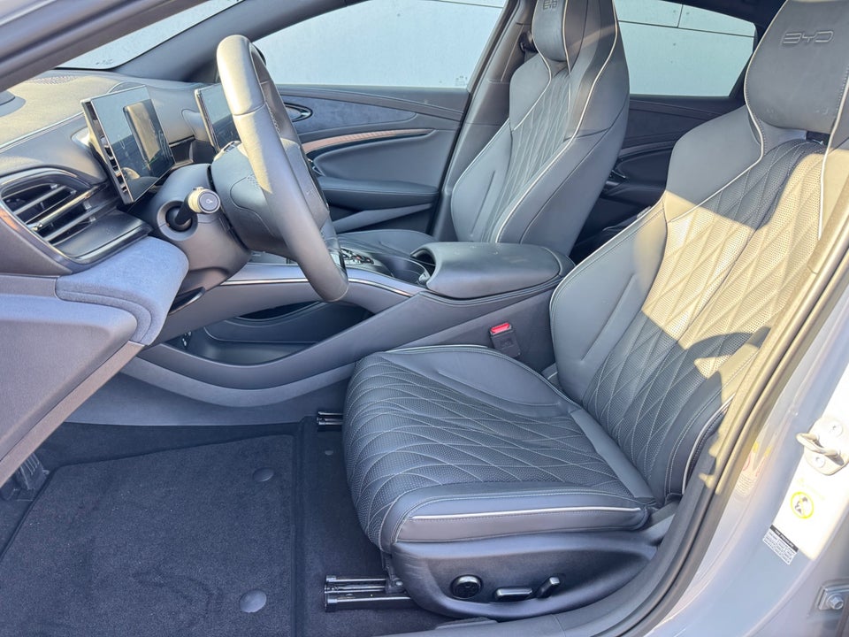 BYD Seal 86 Excellence AWD 4d