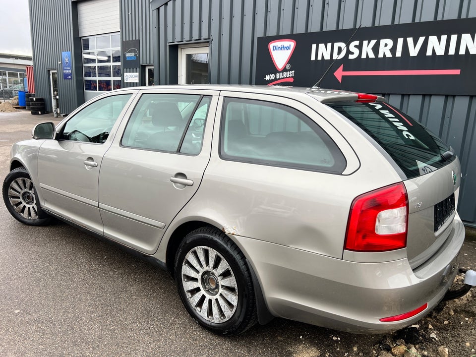 Skoda Octavia 1,4 TSi 122 Ambiente Combi 5d