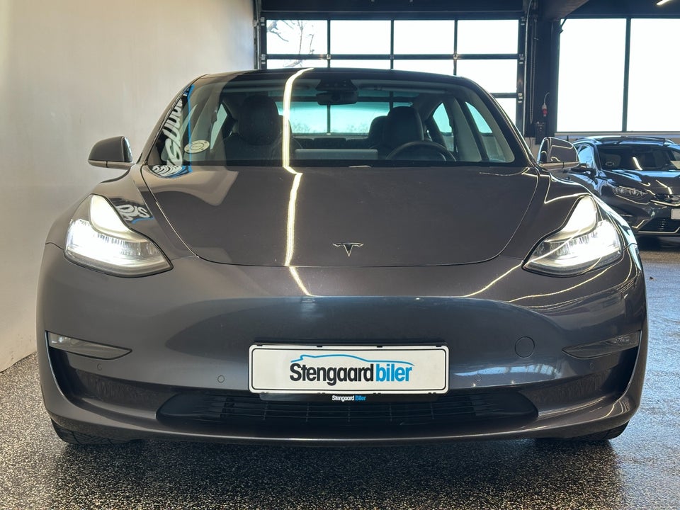 Tesla Model 3 Long Range AWD 4d
