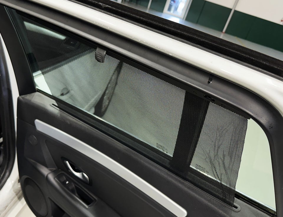 Renault Laguna III 2,0 Authentique Sport Tourer 5d