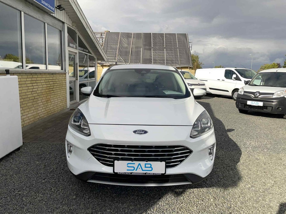 Ford Kuga 2,5 PHEV Titanium CVT 5d