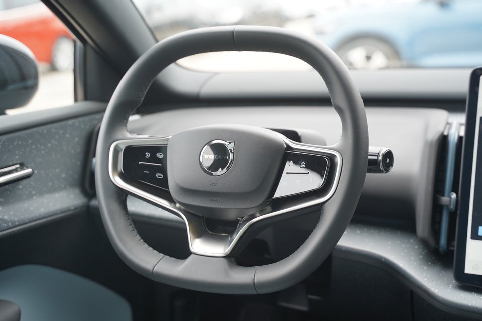 Volvo EX30 Extended Range Ultra 5d
