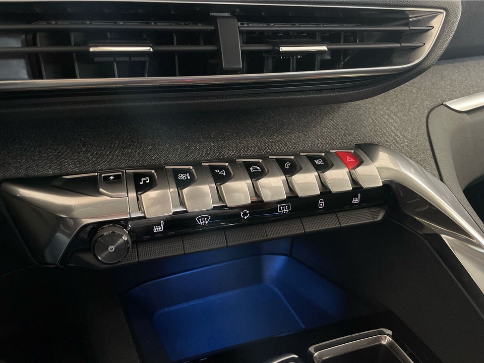 Peugeot 3008 1,6 Hybrid Allure Pack EAT8 5d