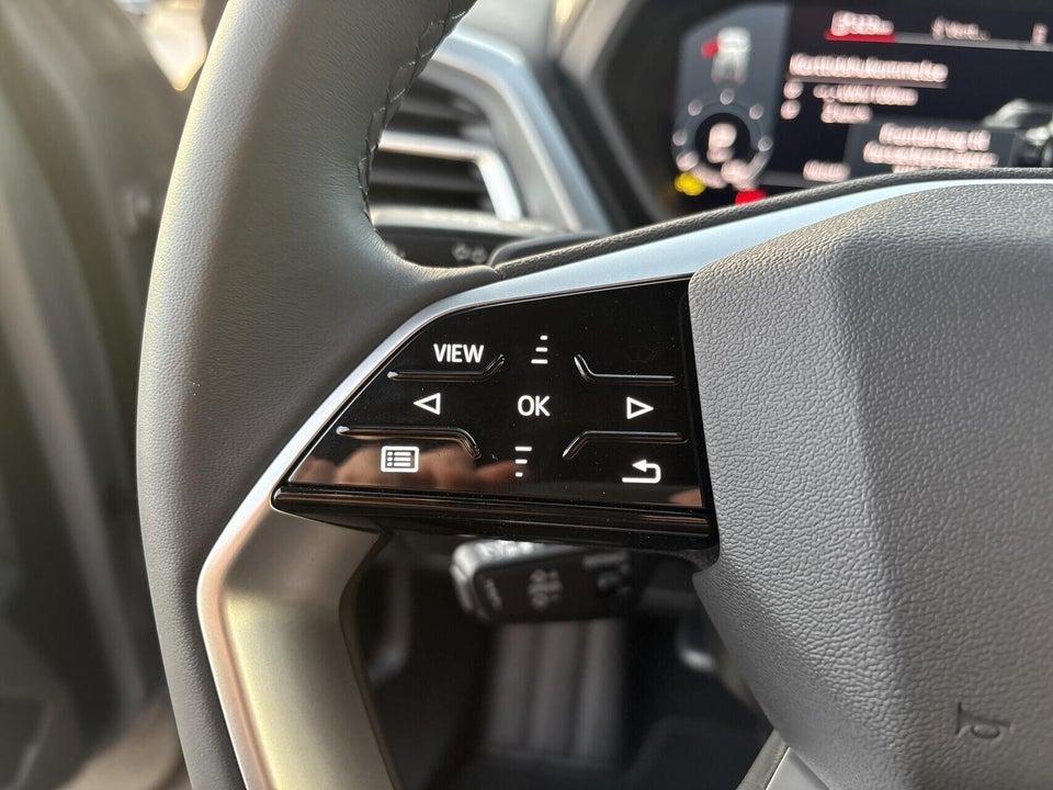 Audi Q4 e-tron 45 Progress quattro 5d