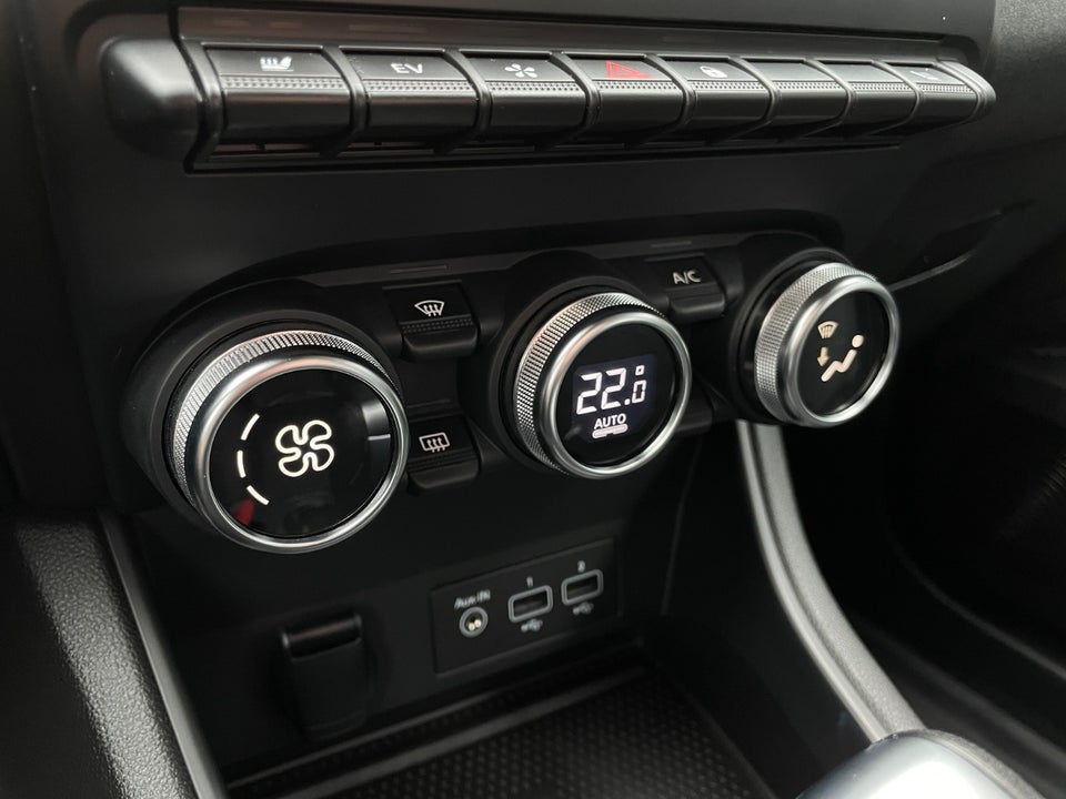 Renault Captur 1,6 E-Tech Zen 5d