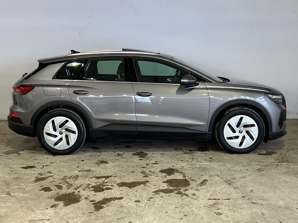 Audi Q4 e-tron 40  5d