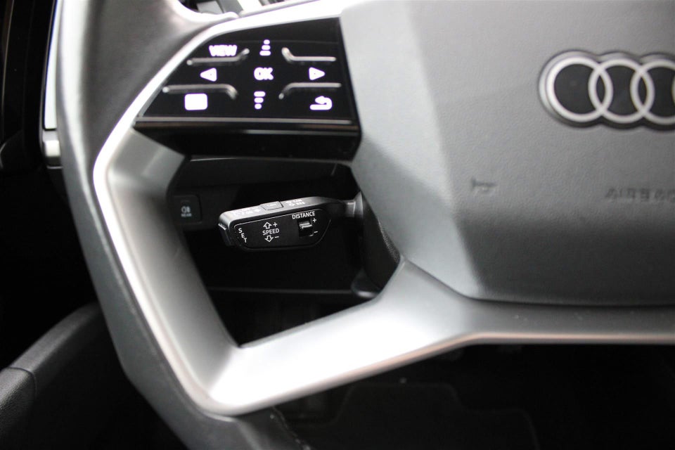 Audi Q4 e-tron 40 S-line 5d