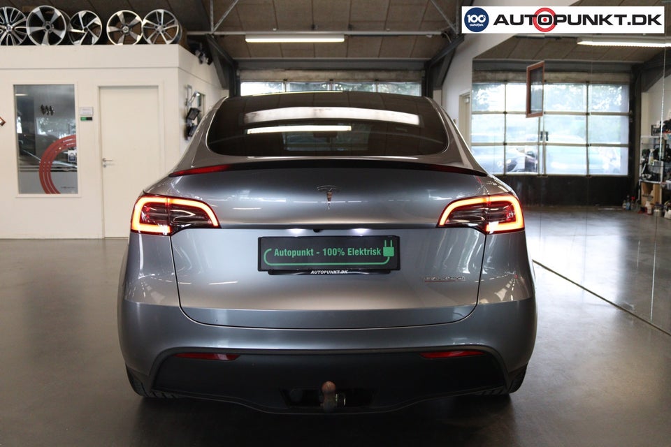 Tesla Model Y Performance AWD 5d