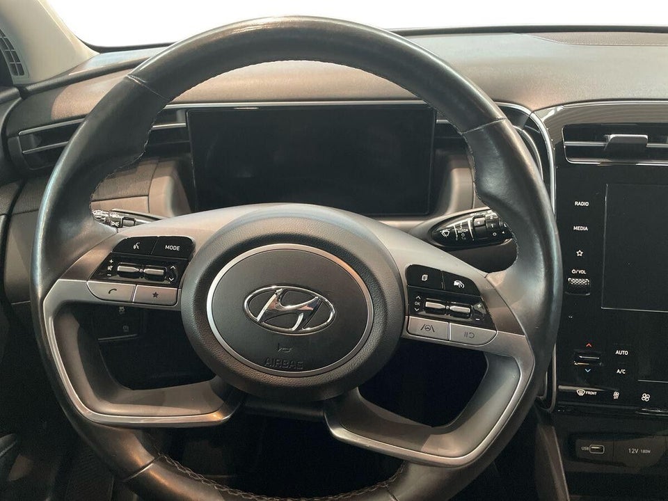 Hyundai Tucson 1,6 T-GDi Essential 5d