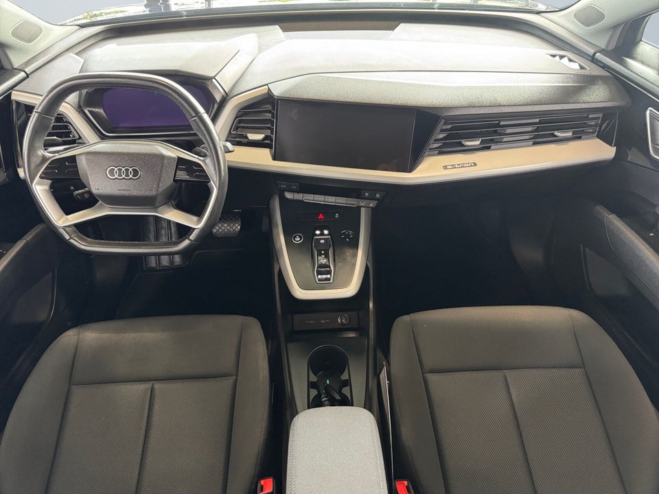 Audi Q4 e-tron 40  5d