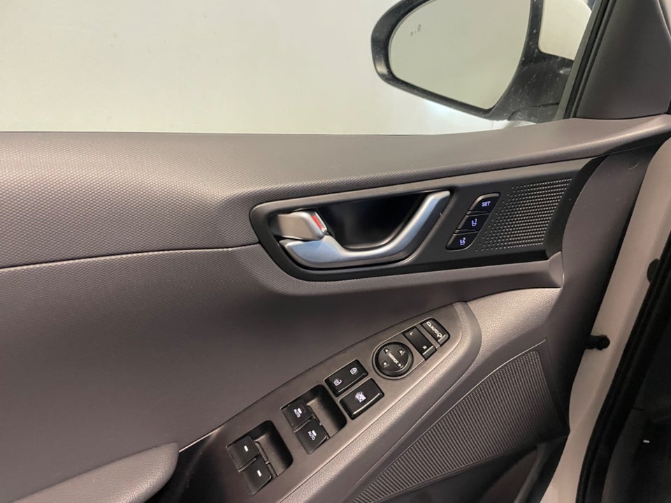 Hyundai Ioniq EV Premium 5d