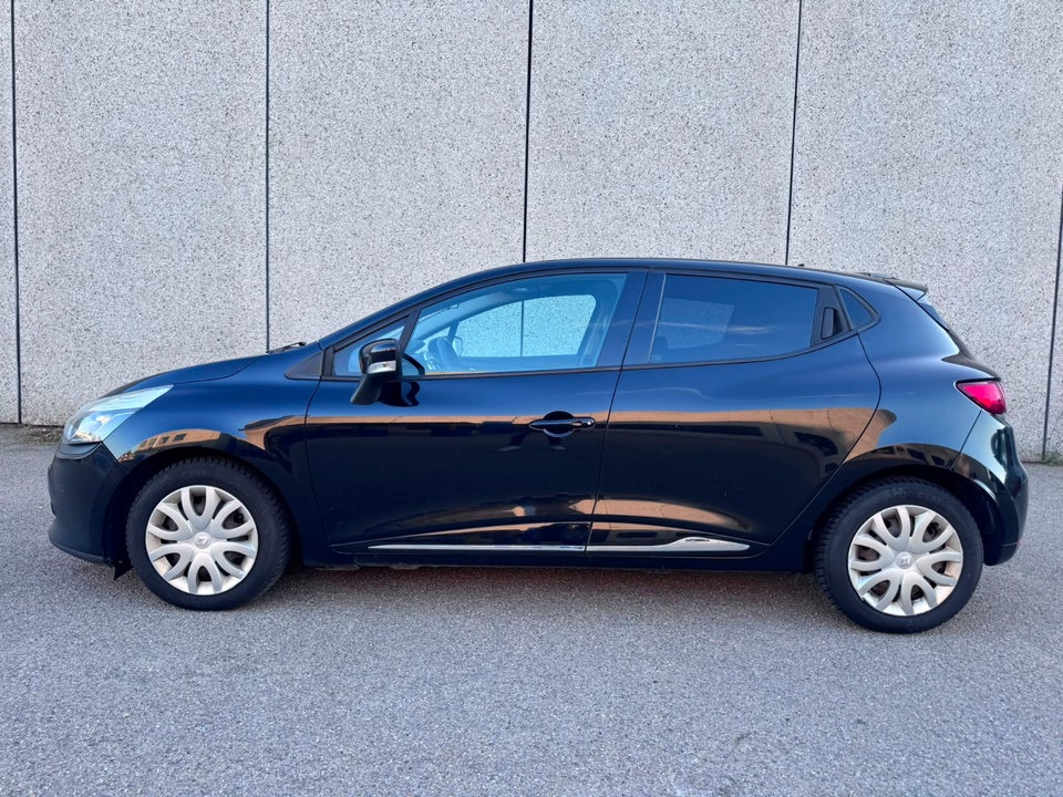 Renault Clio IV 0,9 TCe 90 Expression Optimized 5d
