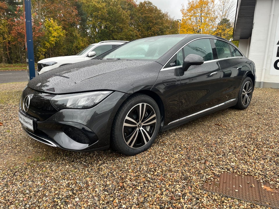 Mercedes EQE300 Electric Art 4d