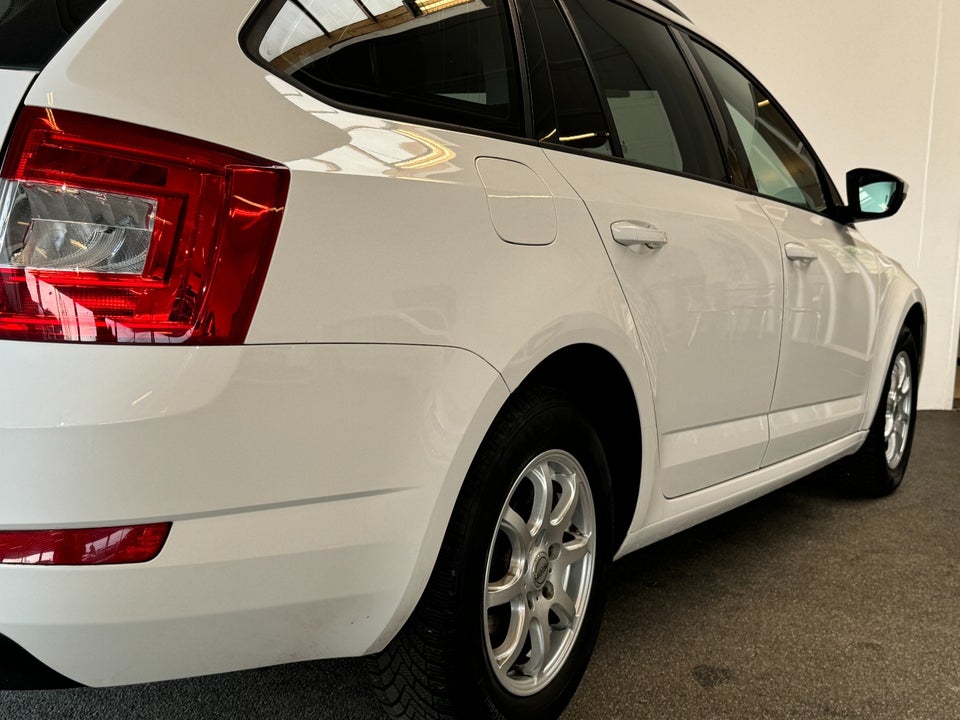 Skoda Octavia 1,2 TSi 105 Ambition Combi 5d