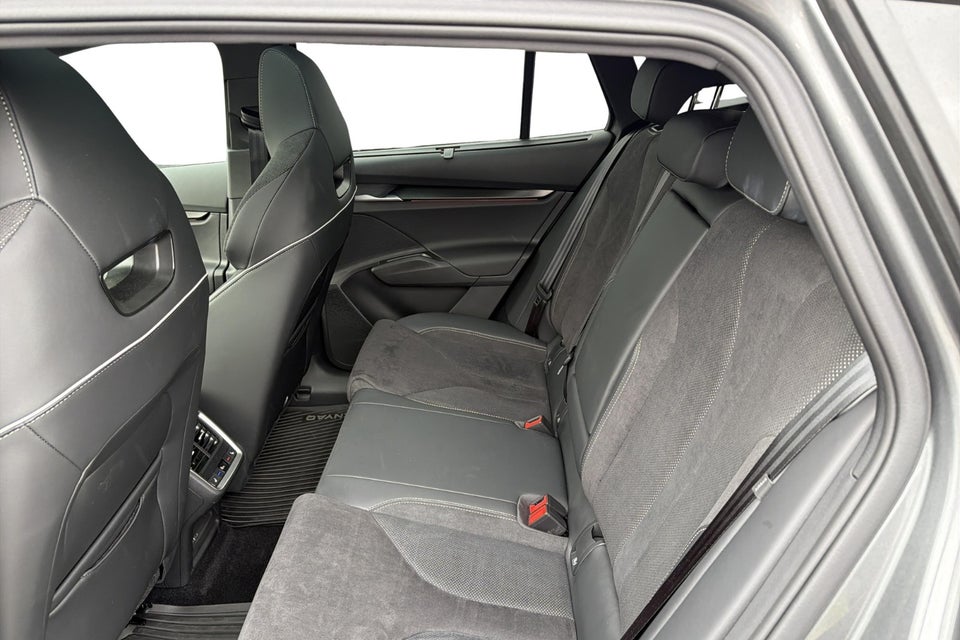 Skoda Enyaq 85x iV Sportline 5d