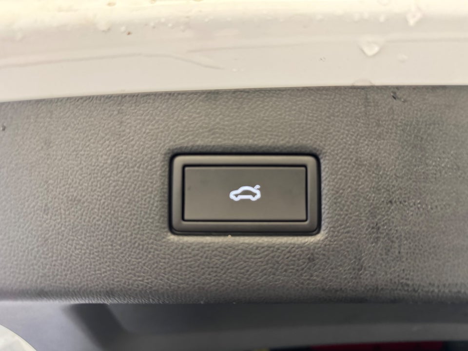 Ford Explorer 82 Select Extended Range 5d