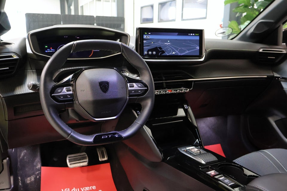 Peugeot e-208 54 GT 5d