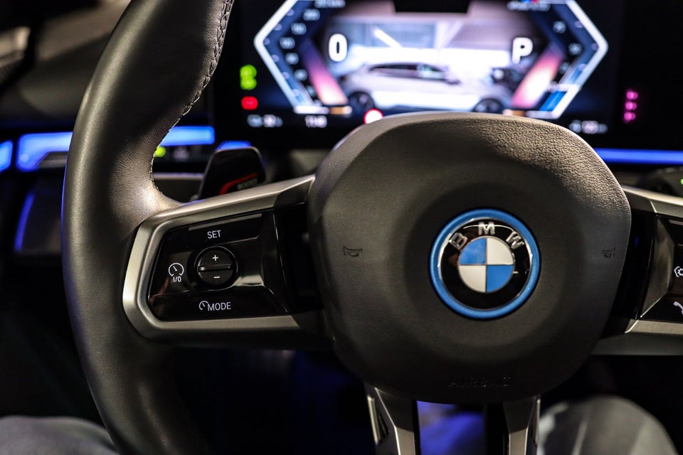 BMW i5 eDrive40 Touring Fully Charged 5d