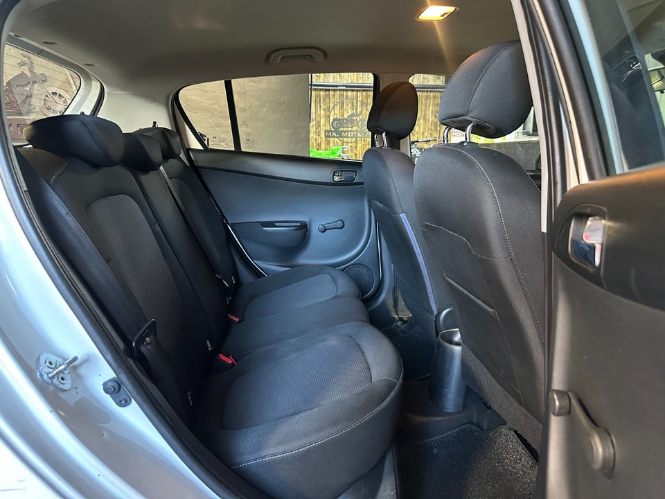 Hyundai i20 1,25 Classic XTR 5d