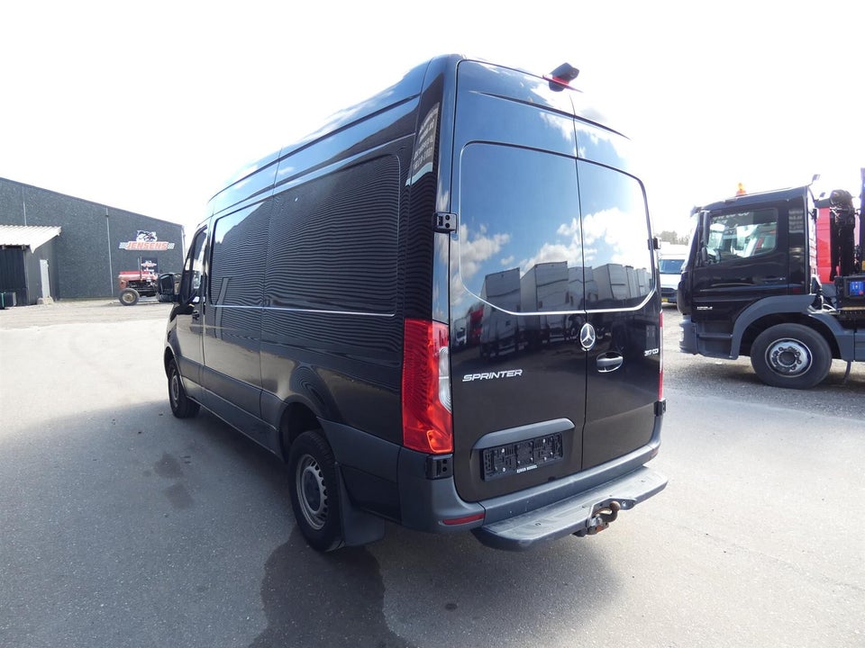 Mercedes Sprinter 317 2,0 CDi A2 Kassevogn aut. RWD