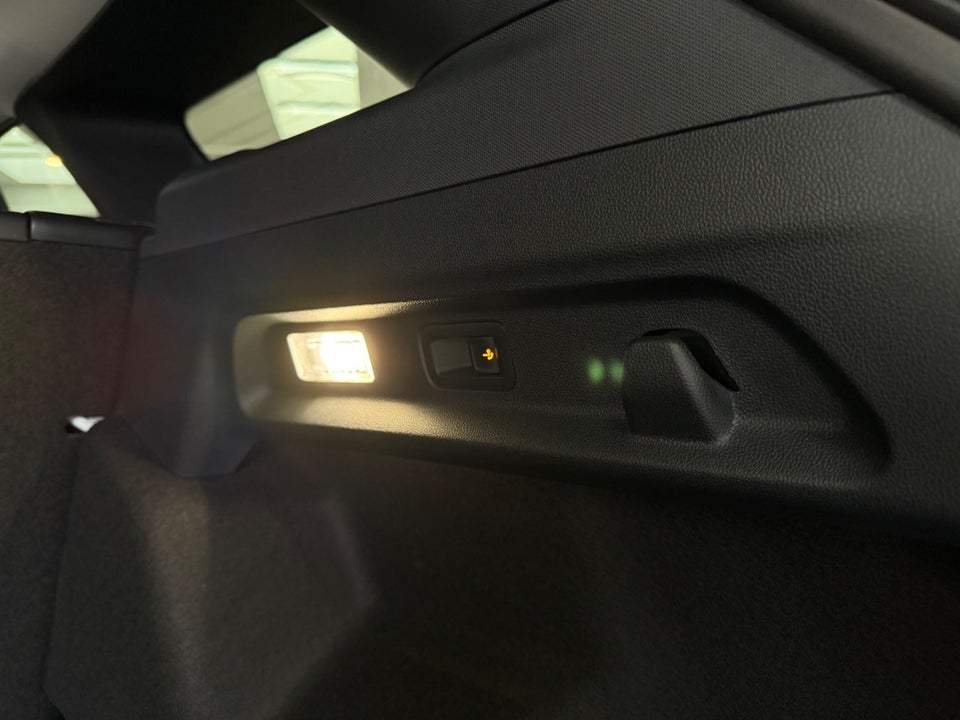 Ford Explorer 82 Select Extended Range 5d