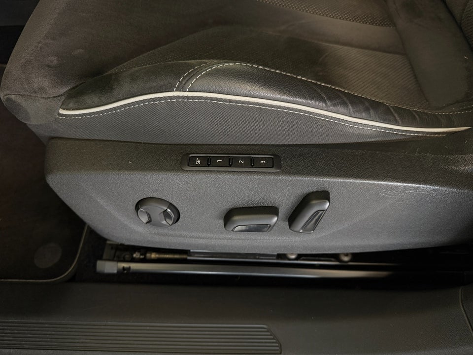 Skoda Enyaq 80x iV Sportline 5d