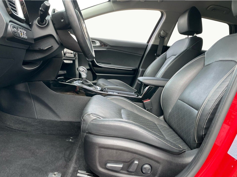 Kia Ceed 1,6 PHEV Upgrade+ SW DCT 5d