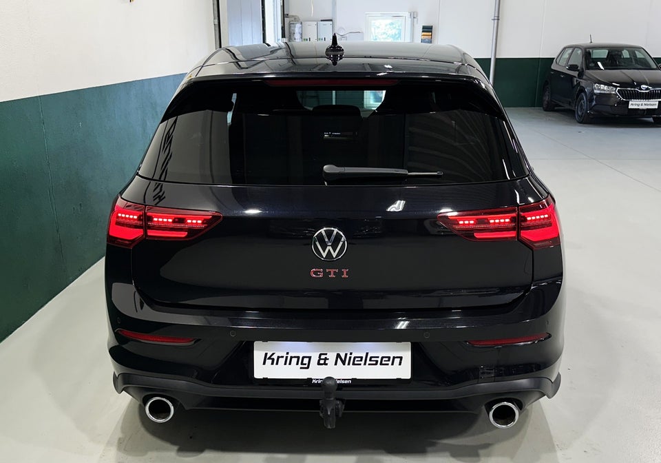 VW Golf VIII 2,0 GTi DSG 5d