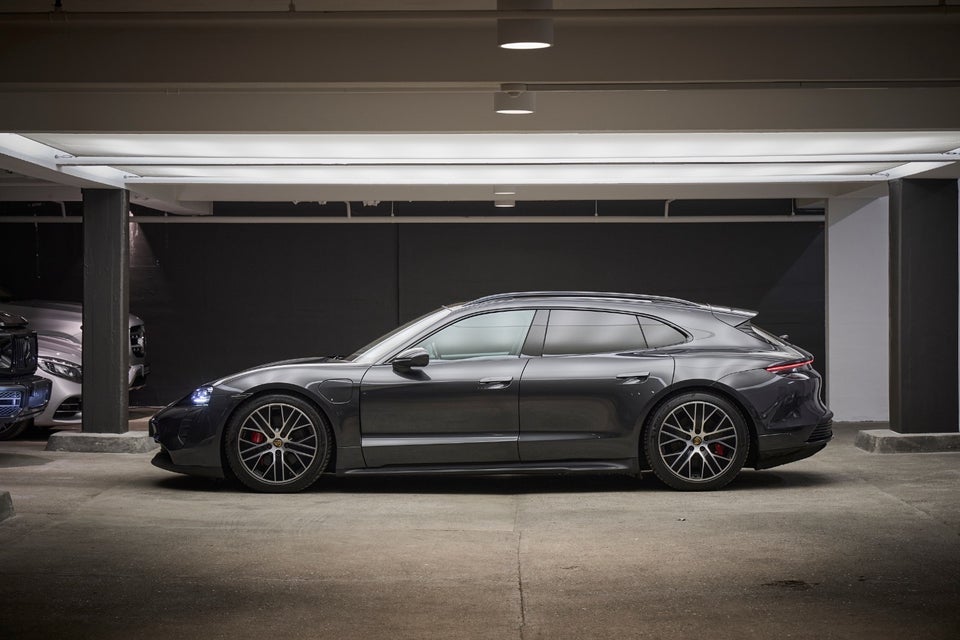 Porsche Taycan 4S Performance+ Sport Turismo 5d